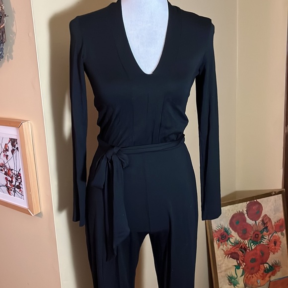 RACHEL PALLY Size XS Stretchy Jumpsuit 1-Piece VNeck Belted Tie-Waist $298 NEW - Picture 13 of 17